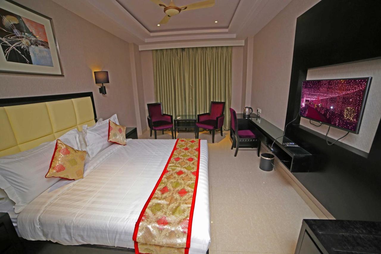 Royal Inn Nawalgarh ภายนอก รูปภาพ