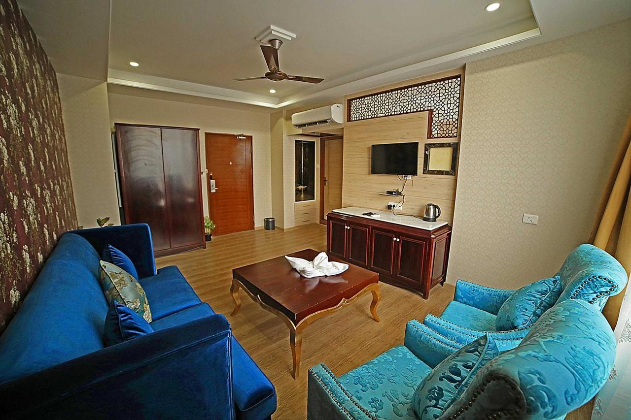 Royal Inn Nawalgarh ภายนอก รูปภาพ